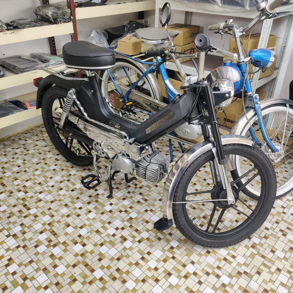puch maxi noir